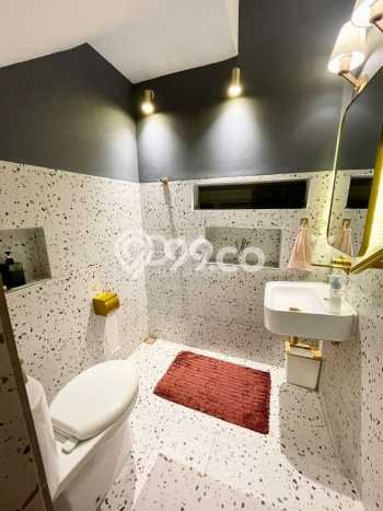 Ready to Use! Luxury House LT 234m2 Desain Elegan di Veteran Ready to Use! Luxury House LT 234m2 Desain Elegan di Veteran