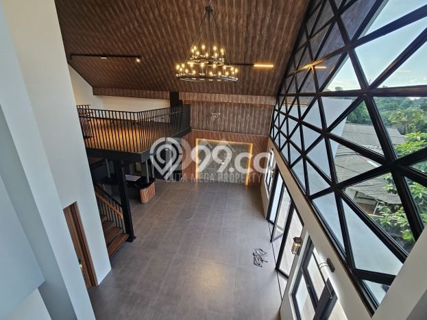 Dijual Rumah Mewah Elegan Dengan View Eksklusif di Graha Bintaro, Jakarta Selatan Dijual Rumah Mewah Elegan Dengan View Eksklusif di Graha Bintaro, Jakarta Selatan