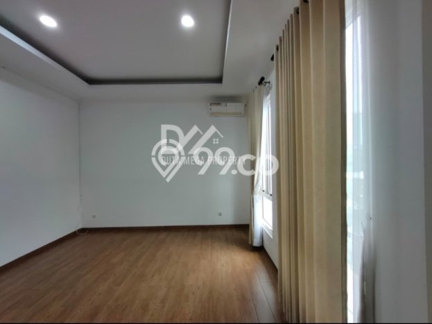 Dijual Rumah Mewah Elegan Dengan View Eksklusif di Alam Sutera, Tangerang Dijual Rumah Mewah Elegan Dengan View Eksklusif di Alam Sutera, Tangerang