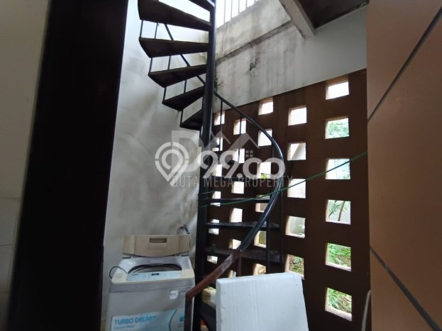 Jual Rumah Mewah Elegan Dengan View Eksklusif di Sektor 9-Bintaro, Tangerang Selatan Jual Rumah Mewah Elegan Dengan View Eksklusif di Sektor 9-Bintaro, Tangerang Selatan