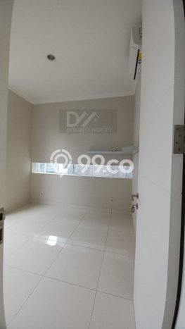 Hunian Elit LB 148m2 Siap Pakai Desain Elegan di Bintaro, Jakarta Selatan Hunian Elit LB 148m2 Siap Pakai Desain Elegan di Bintaro, Jakarta Selatan