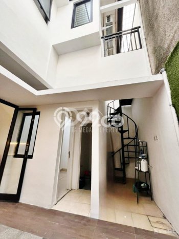 Rumah Minimalis 2 KT di Graha Raya Tangerang Semi Furnished Rumah Minimalis 2 KT di Graha Raya Tangerang Semi Furnished