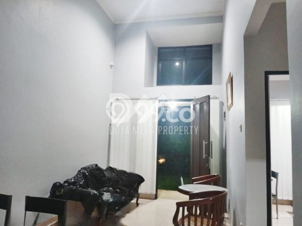 Rumah Minimalis 2 Kamar LT 90m2 di Graha Raya Rumah Minimalis 2 Kamar LT 90m2 di Graha Raya