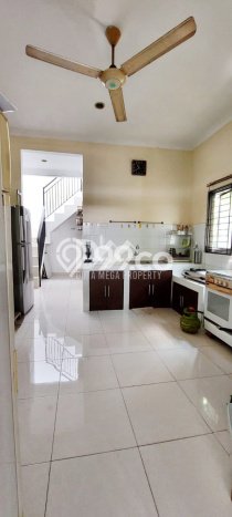 Rumah Luxury Modern Siap Huni di Bintaro Tangerang Selatan Rumah Luxury Modern Siap Huni di Bintaro Tangerang Selatan