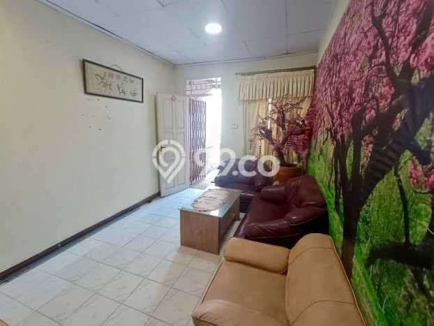 Dijual Hunian Rumah Terawat 5 Kamar di Graha Raya, Tangerang Selatan Dijual Hunian Rumah Terawat 5 Kamar di Graha Raya, Tangerang Selatan