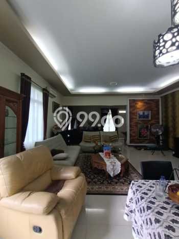 Dijual Rumah Mewah Elegan Dengan View Cantik di Sektor 3 - Bintaro, Tangerang Selatan Dijual Rumah Mewah Elegan Dengan View Cantik di Sektor 3 - Bintaro, Tangerang Selatan