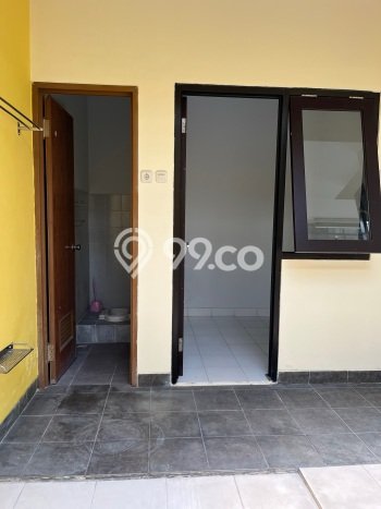 Rumah sewa siap huni 3 Kamar Tidur di Graha Raya, Tangerang Selatan Rumah sewa siap huni 3 Kamar Tidur di Graha Raya, Tangerang Selatan