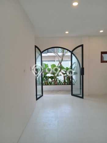 Vila Strategis di , Ukuran 150m2m², Dekat ke beragam fasilitas Vila Strategis di , Ukuran 150m2m², Dekat ke beragam fasilitas