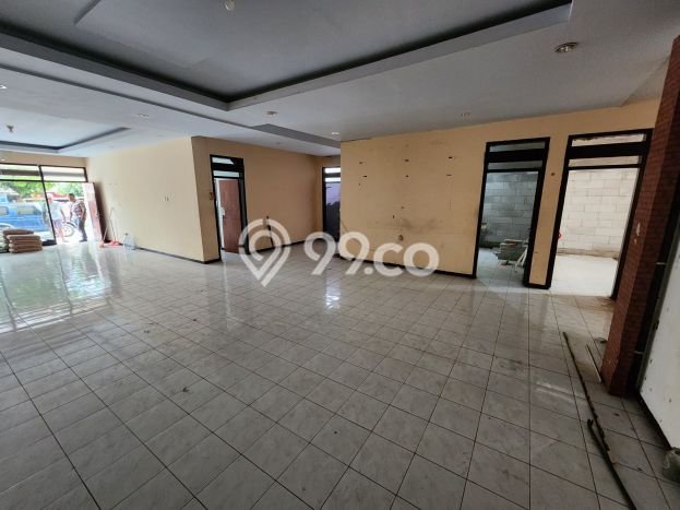 Rumah Premium di Rawamangun, 4 KT, Lingkungan Tenang, Luas 476m² LB 300m² Rumah Premium di Rawamangun, 4 KT, Lingkungan Tenang, Luas 476m² LB 300m²