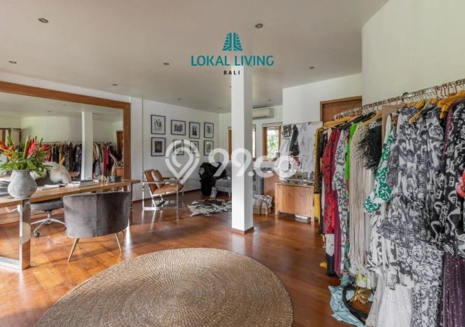 PROMO SPESIAL! Rumah Siap Huni di Umalas, Badung, LT 2400m² Bangunan 2000m² PROMO SPESIAL! Rumah Siap Huni di Umalas, Badung, LT 2400m² Bangunan 2000m²