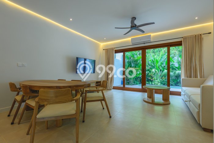 LOKASI TERBAIK! Vila di , Luas 100m2m², Area Strategis dengan jalan bagus LOKASI TERBAIK! Vila di , Luas 100m2m², Area Strategis dengan jalan bagus