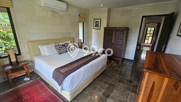 Vila Siap Huni di , Area 0m2m², Akses ke Pusat Kota Vila Siap Huni di , Area 0m2m², Akses ke Pusat Kota