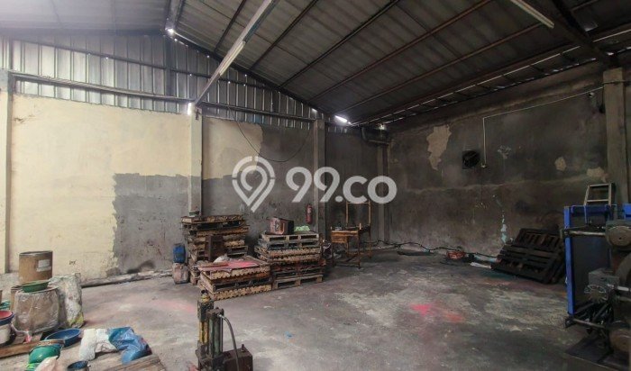 Unit Gudang Disewakan di Bitung di Area Ramai & Strategis Unit Gudang Disewakan di Bitung di Area Ramai & Strategis