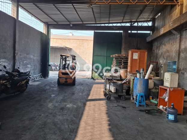LOKASI STRATEGIS! Gudang Disewakan Kawasan Dadap, Luas 1200m², Lokasi Niaga LOKASI STRATEGIS! Gudang Disewakan Kawasan Dadap, Luas 1200m², Lokasi Niaga