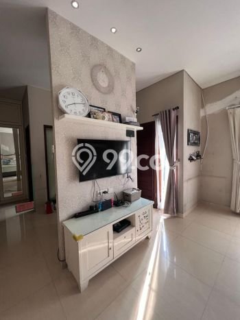 Siap Huni Rumah Mewah 4 Kamar di Cipondoh Dekat ke Mana Saja Siap Huni Rumah Mewah 4 Kamar di Cipondoh Dekat ke Mana Saja