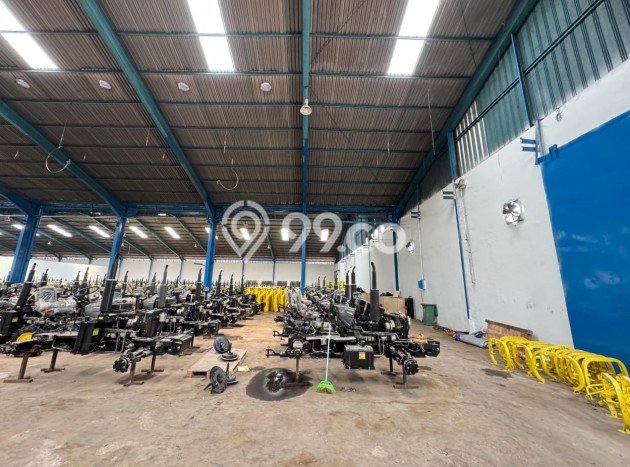 Gudang Area Bisnis di Jatake, Luas 2500m², Pusat Niaga Gudang Area Bisnis di Jatake, Luas 2500m², Pusat Niaga