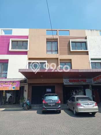 HARGA BERSAING! Ruko di , Luas 204m2m², Area Komersial HARGA BERSAING! Ruko di , Luas 204m2m², Area Komersial
