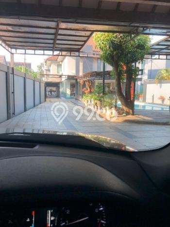 Rumah Elit LB 800m2 Siap Pakai Desain Elegan di Cibubur, Jakarta Timur Rumah Elit LB 800m2 Siap Pakai Desain Elegan di Cibubur, Jakarta Timur