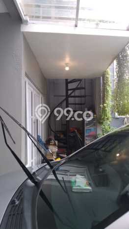 Rumah Strategis Modern Lb 140m2 di Medan Satria, Bekasi Rumah Strategis Modern Lb 140m2 di Medan Satria, Bekasi
