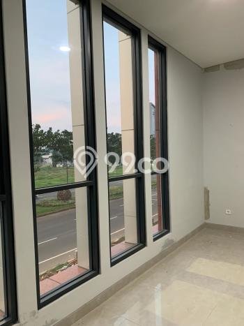 Ruko Disewa di Bogor dengan LB 214m2 Area Komersial Ramai Ruko Disewa di Bogor dengan LB 214m2 Area Komersial Ramai