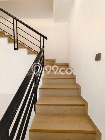 Rumah Elit Modern Tanpa Renovasi di Cikupa Citra Raya Tangerang Rumah Elit Modern Tanpa Renovasi di Cikupa Citra Raya Tangerang