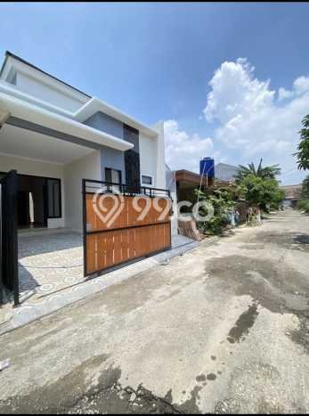 For Sale Rumah Bagus Siap Huni di Tangerang Strategis For Sale Rumah Bagus Siap Huni di Tangerang Strategis