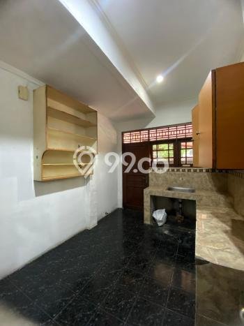 Hunian Modern Disewakan 5 Kamar di Tebet Bisa Nego Hunian Modern Disewakan 5 Kamar di Tebet Bisa Nego