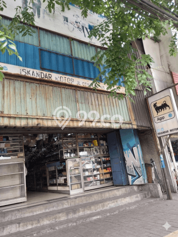 Ruko Dijual di Prime Area Jakarta Timur Luas 600m2 Ruko Dijual di Prime Area Jakarta Timur Luas 600m2