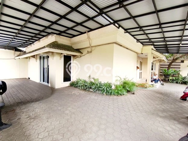Ready to Use! Premium House LT 344m2 Desain Elegan di Cipinang Melayu Ready to Use! Premium House LT 344m2 Desain Elegan di Cipinang Melayu