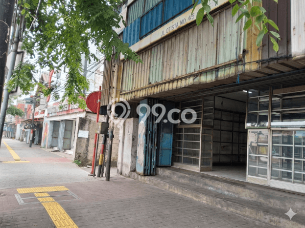 Ruko Dijual di Prime Area Jakarta Timur Luas 600m2 Ruko Dijual di Prime Area Jakarta Timur Luas 600m2