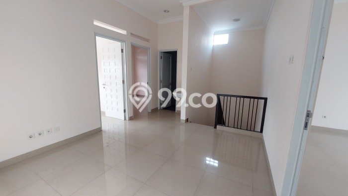 Rumah Mewah Siap Huni LT 135m2 di Tebet, Jakarta Selatan Rumah Mewah Siap Huni LT 135m2 di Tebet, Jakarta Selatan