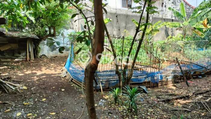 Tanah Dijual Lokasi Strategis di Jakarta Selatan dengan Luas 957m2 Tanah Dijual Lokasi Strategis di Jakarta Selatan dengan Luas 957m2