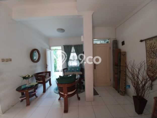 Rumah 2 KT 1 KM di Area Premium , Bandung Rumah 2 KT 1 KM di Area Premium , Bandung