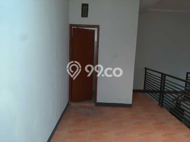 Dijual Rumah 4 Kamar Lokasi Ideal Bagus dan Strategis di Rancasari Dijual Rumah 4 Kamar Lokasi Ideal Bagus dan Strategis di Rancasari
