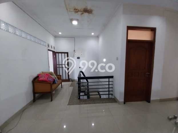 For Sale Hunian Rumah Terawat 4 KT di Bandung Kota, Bandung For Sale Hunian Rumah Terawat 4 KT di Bandung Kota, Bandung