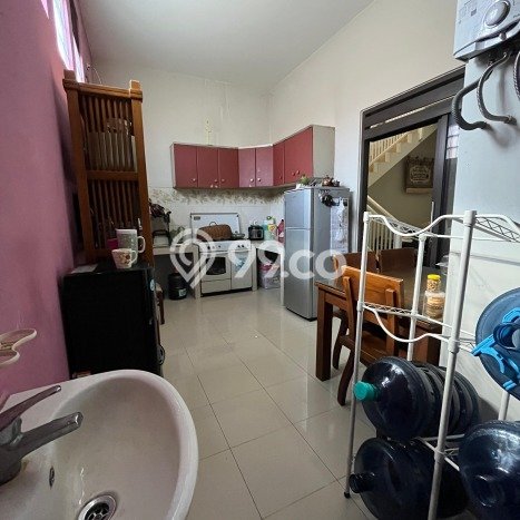 Rumah Elit Modern Tanpa Renovasi di Bandung Kota Bandung Rumah Elit Modern Tanpa Renovasi di Bandung Kota Bandung