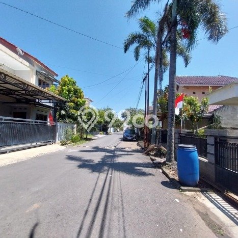 For Sale Hunian Rumah Terawat 2 KT di Bandung Kota, Bandung For Sale Hunian Rumah Terawat 2 KT di Bandung Kota, Bandung