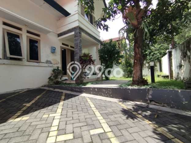 Rumah dengan Lokasi Strategis 5 KT di Soekarno Hatta, Bandung Rumah dengan Lokasi Strategis 5 KT di Soekarno Hatta, Bandung