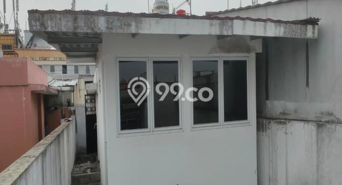 Unit Ruko Dijual di Jakarta Selatan LT 67m2 & LB 294m2 Unit Ruko Dijual di Jakarta Selatan LT 67m2 & LB 294m2