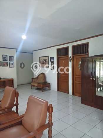 Hunian Elit LB 350m2 Siap Huni Desain Elegan di Tomang, Jakarta Barat Hunian Elit LB 350m2 Siap Huni Desain Elegan di Tomang, Jakarta Barat