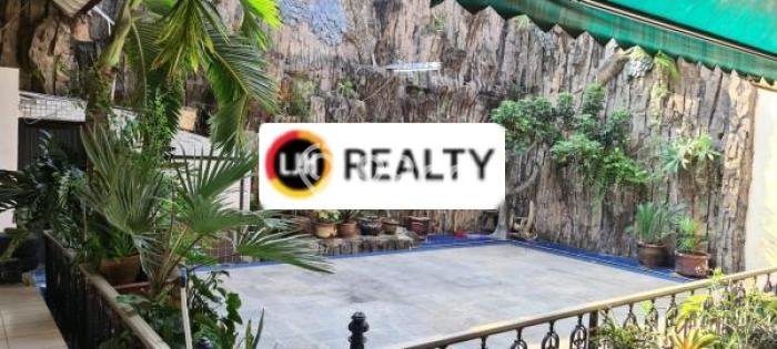 For Sale! Luxury House LT 631m2 Desain Modern di Tomang For Sale! Luxury House LT 631m2 Desain Modern di Tomang