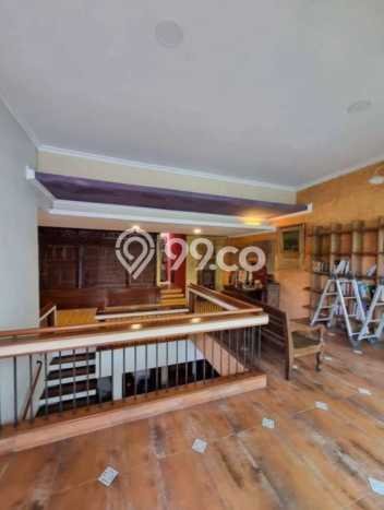 Dijual Rumah Luas Megah Dengan View Cantik di Tomang, Jakarta Barat Dijual Rumah Luas Megah Dengan View Cantik di Tomang, Jakarta Barat
