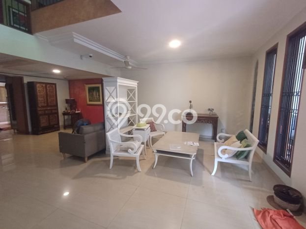 Dijual Rumah Luas Megah Dengan View Cantik di Tomang, Jakarta Barat Dijual Rumah Luas Megah Dengan View Cantik di Tomang, Jakarta Barat