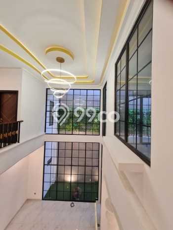 Hunian Mewah LB 700m2 Siap Pakai Desain Elegan di Tomang, Jakarta Barat Hunian Mewah LB 700m2 Siap Pakai Desain Elegan di Tomang, Jakarta Barat