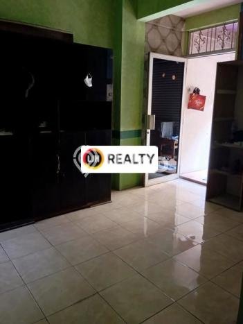 Rumah Mewah LB 160m2 Siap Huni Desain Elegan di Tomang, Jakarta Barat Rumah Mewah LB 160m2 Siap Huni Desain Elegan di Tomang, Jakarta Barat