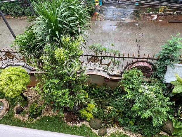 Jual Rumah Luas Elegan Dengan View Eksklusif di Tomang, Jakarta Barat Jual Rumah Luas Elegan Dengan View Eksklusif di Tomang, Jakarta Barat