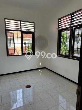 For Sale! Premium House LT 135m2 Desain Modern di Tomang For Sale! Premium House LT 135m2 Desain Modern di Tomang