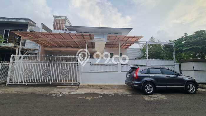 Hunian Eksklusif Siap Huni LT 272m2 di Kembangan, Jakarta Barat Hunian Eksklusif Siap Huni LT 272m2 di Kembangan, Jakarta Barat