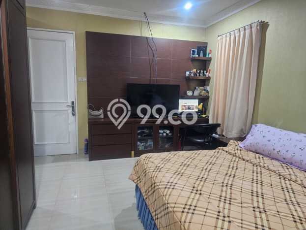 Rumah Elit Modern Siap Huni di Puri Indah Jakarta Barat Rumah Elit Modern Siap Huni di Puri Indah Jakarta Barat