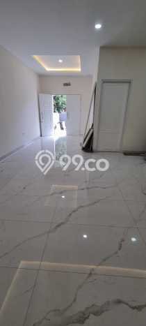 For Sale! Luxury House LT 140m2 Desain Elegan di Puri Indah For Sale! Luxury House LT 140m2 Desain Elegan di Puri Indah